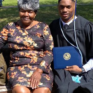 Meet your Posher, Annie